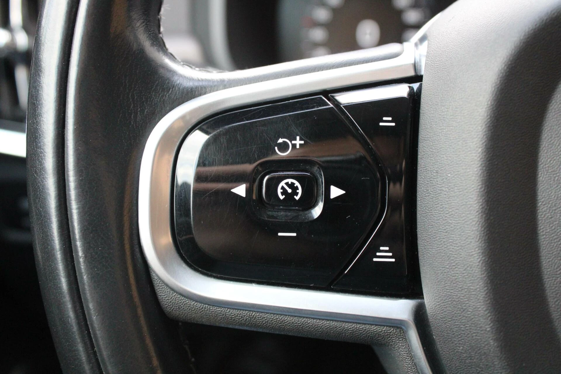 Hoofdafbeelding Volvo V90