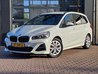 Hoofdafbeelding BMW 2 Serie BMW 2 Serie Gran Tourer 218i 7p. High Executive | Leder | Trekhaak | M-pakket | Head-up | Camera | Stoelverwarming |