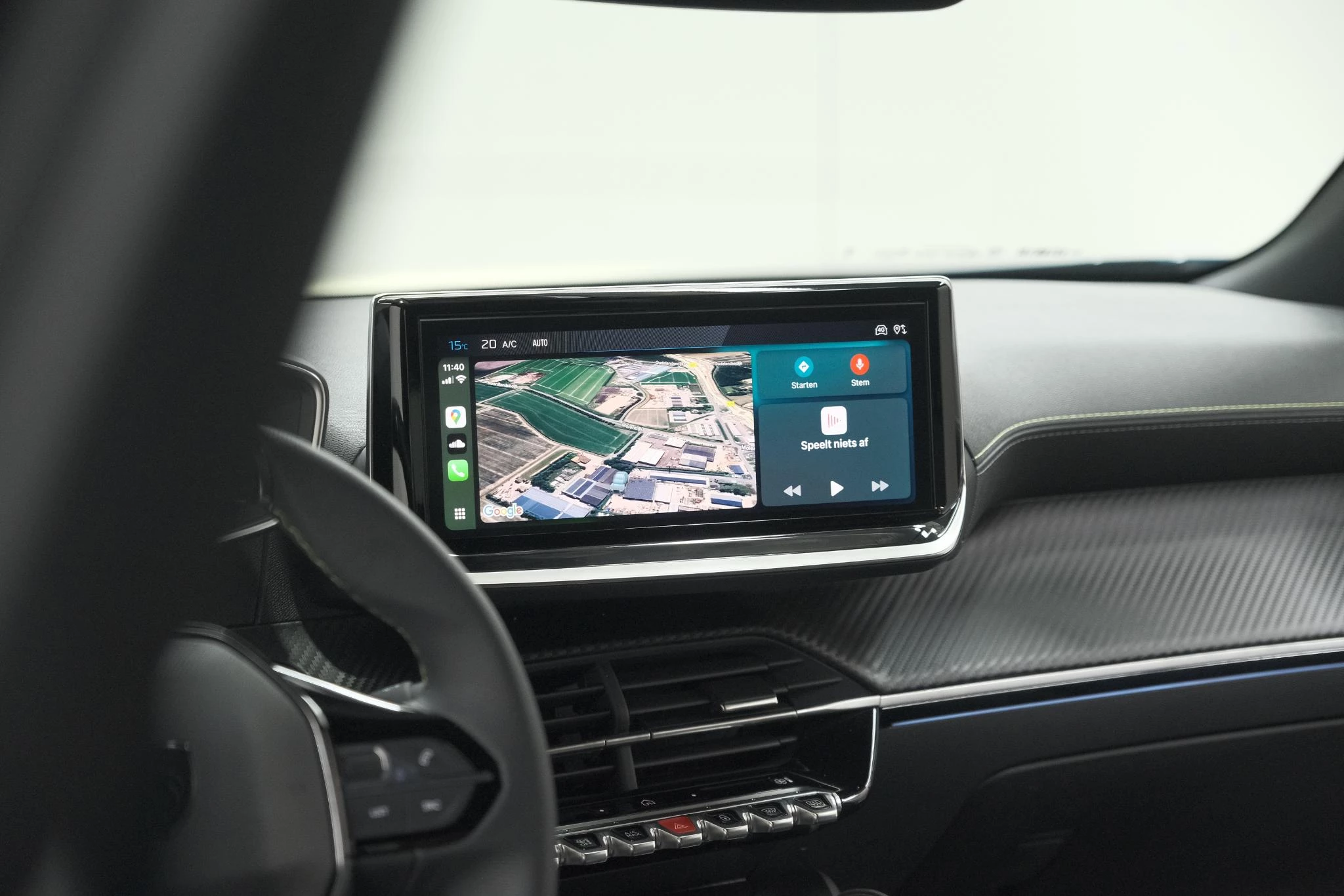 Hoofdafbeelding Peugeot e-2008