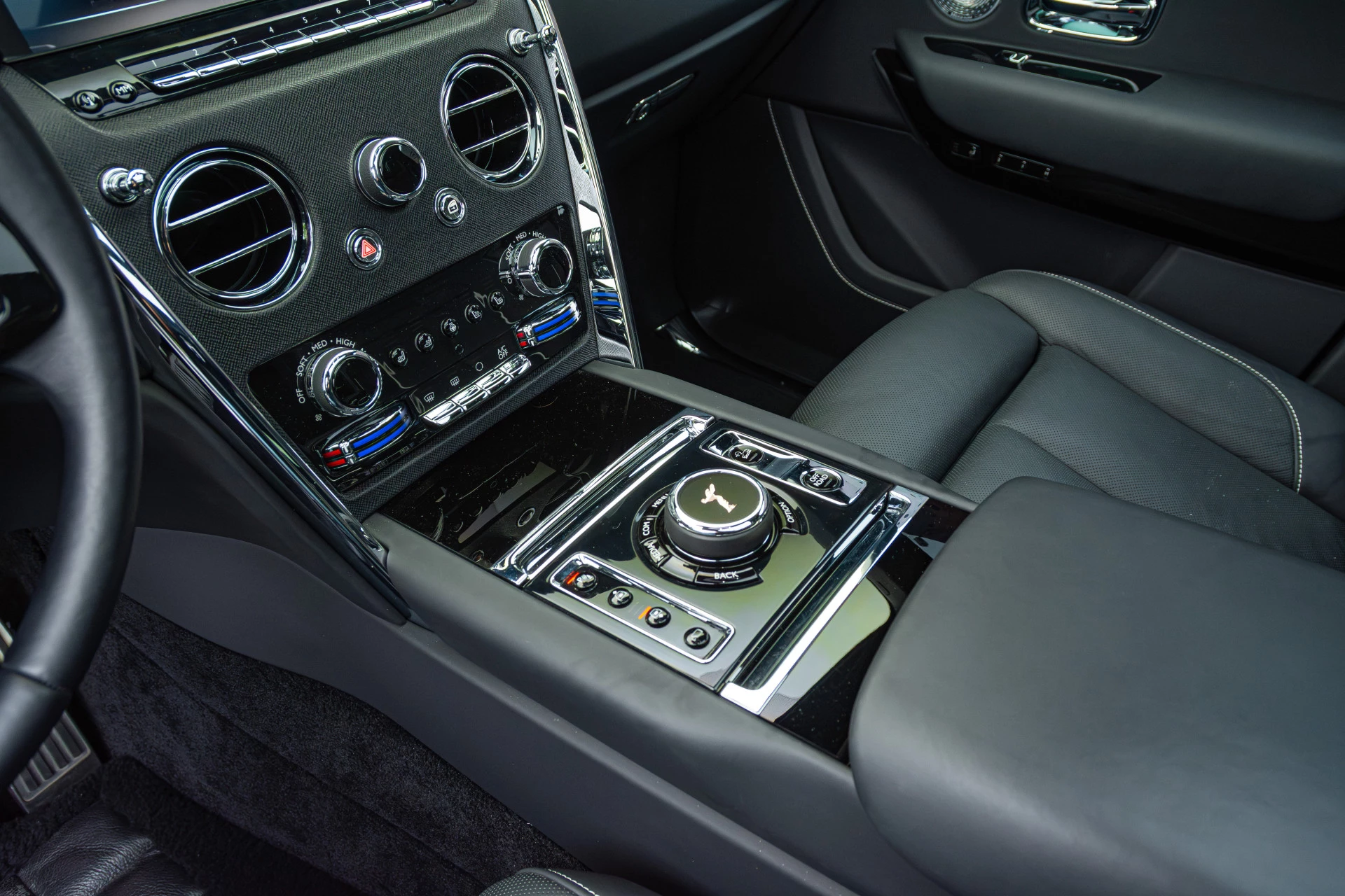 Hoofdafbeelding Rolls-Royce Cullinan