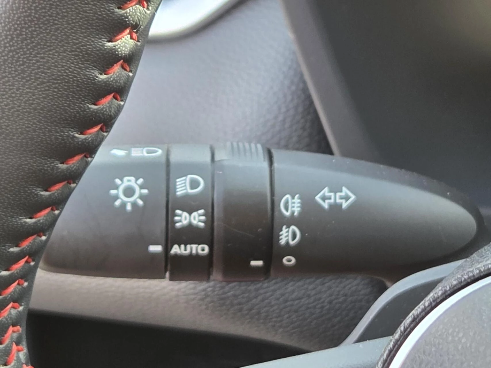 Hoofdafbeelding Suzuki Across