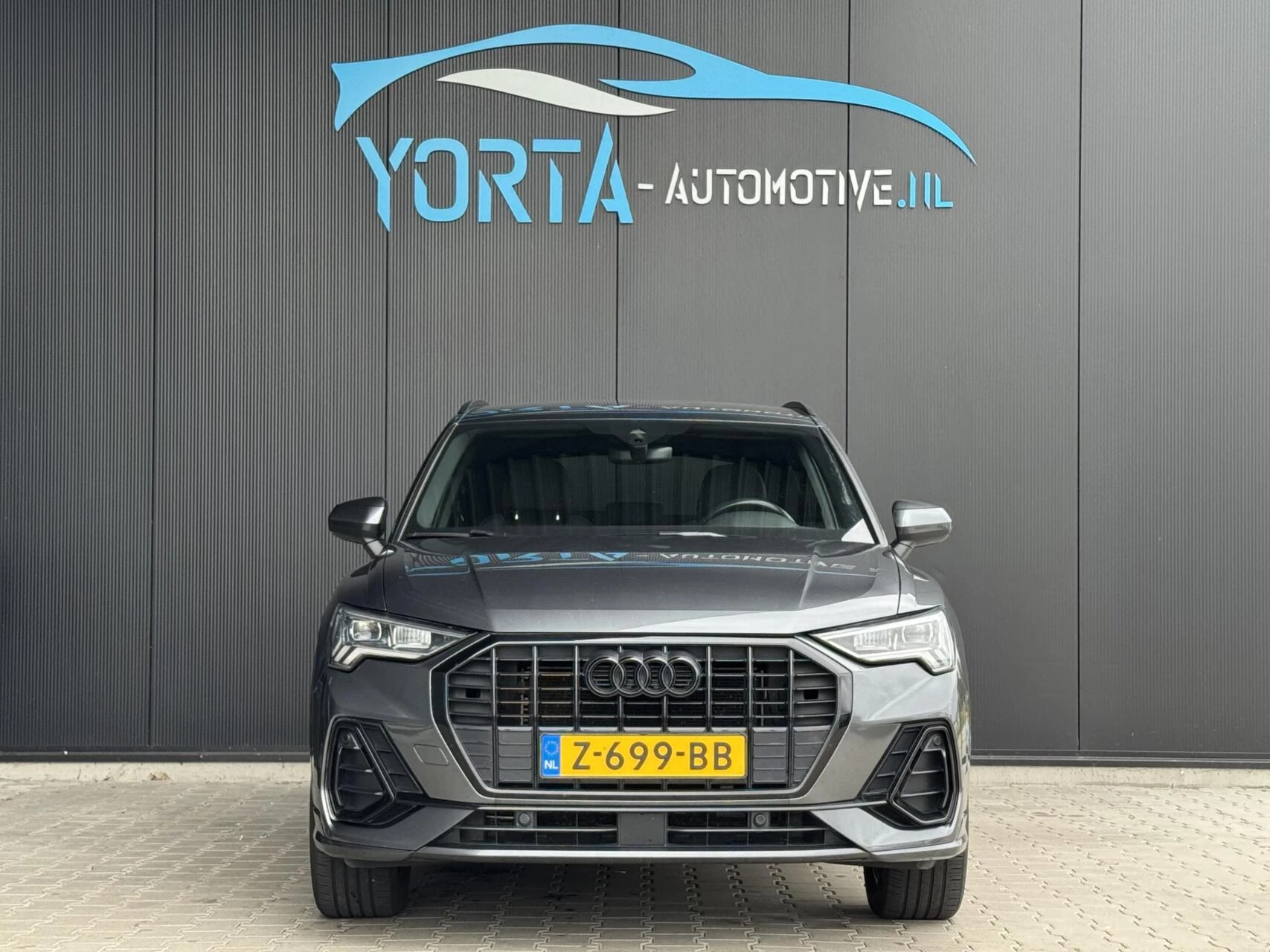 Hoofdafbeelding Audi Q3