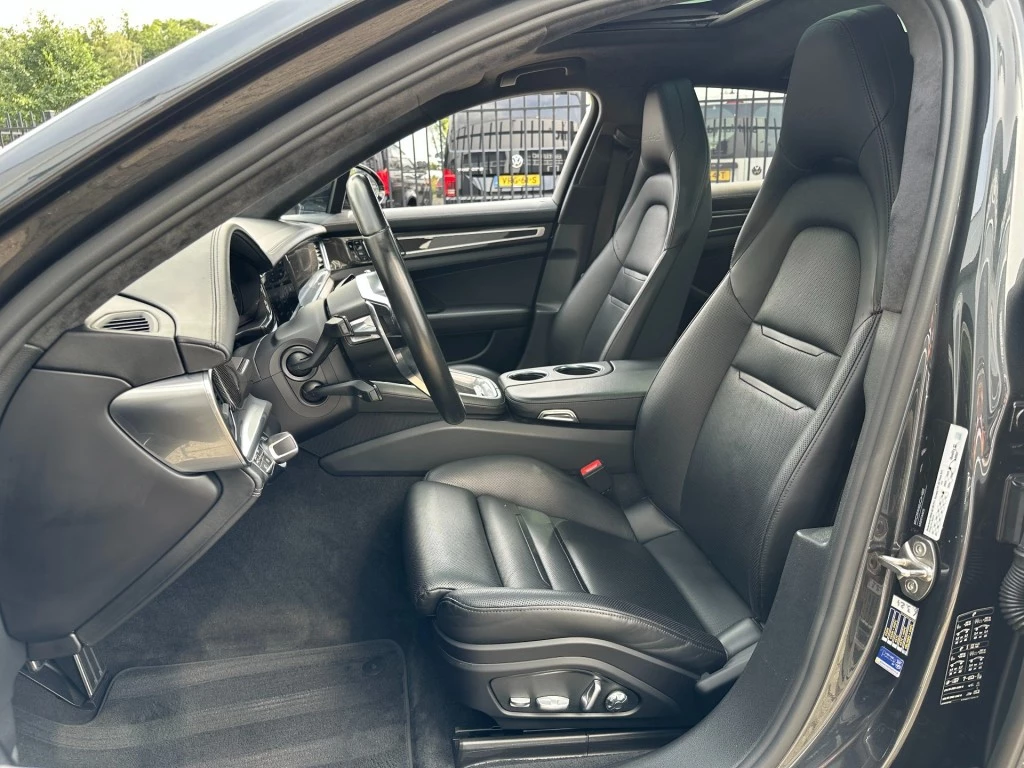 Hoofdafbeelding Porsche Panamera