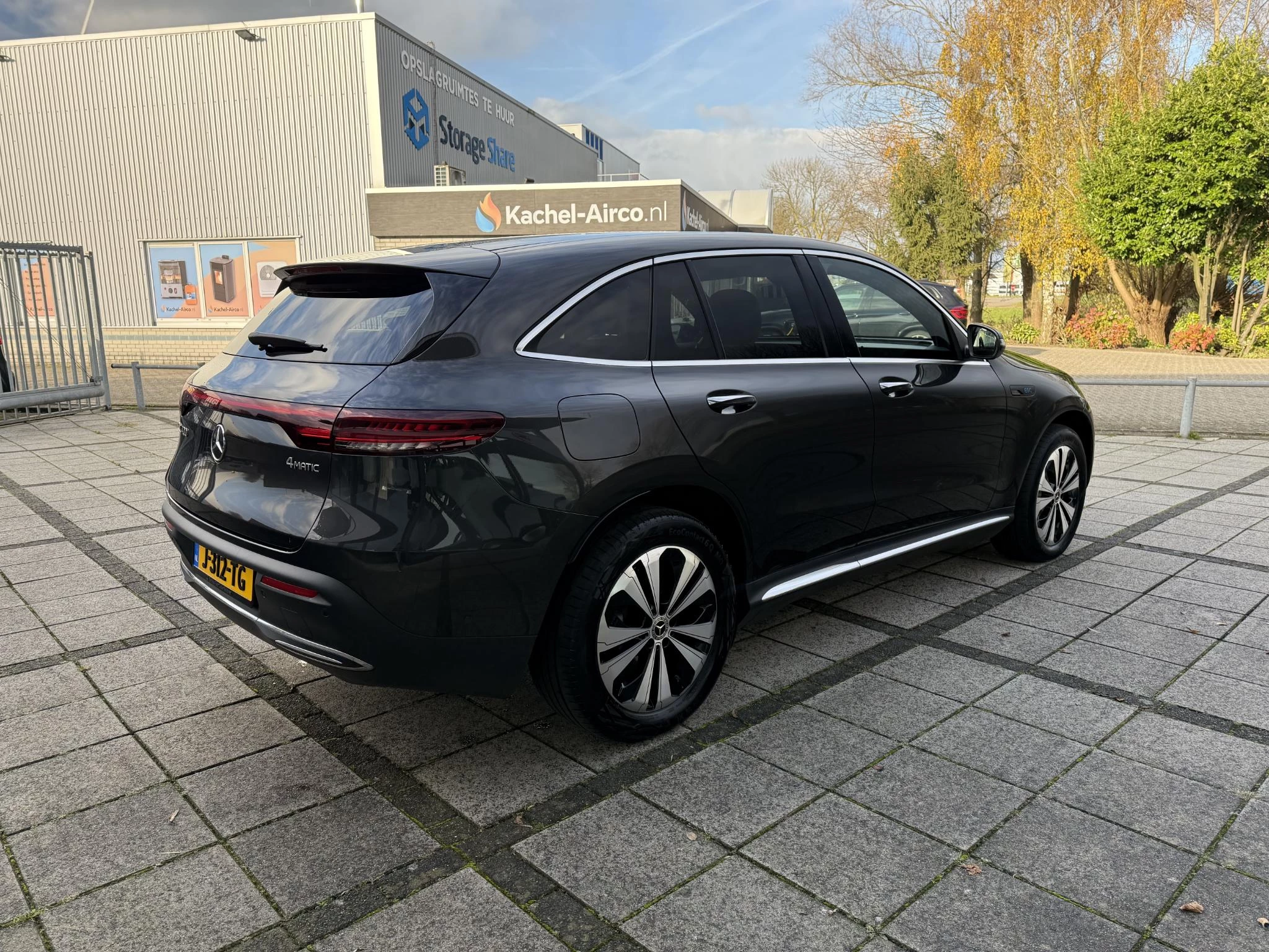 Hoofdafbeelding Mercedes-Benz EQC