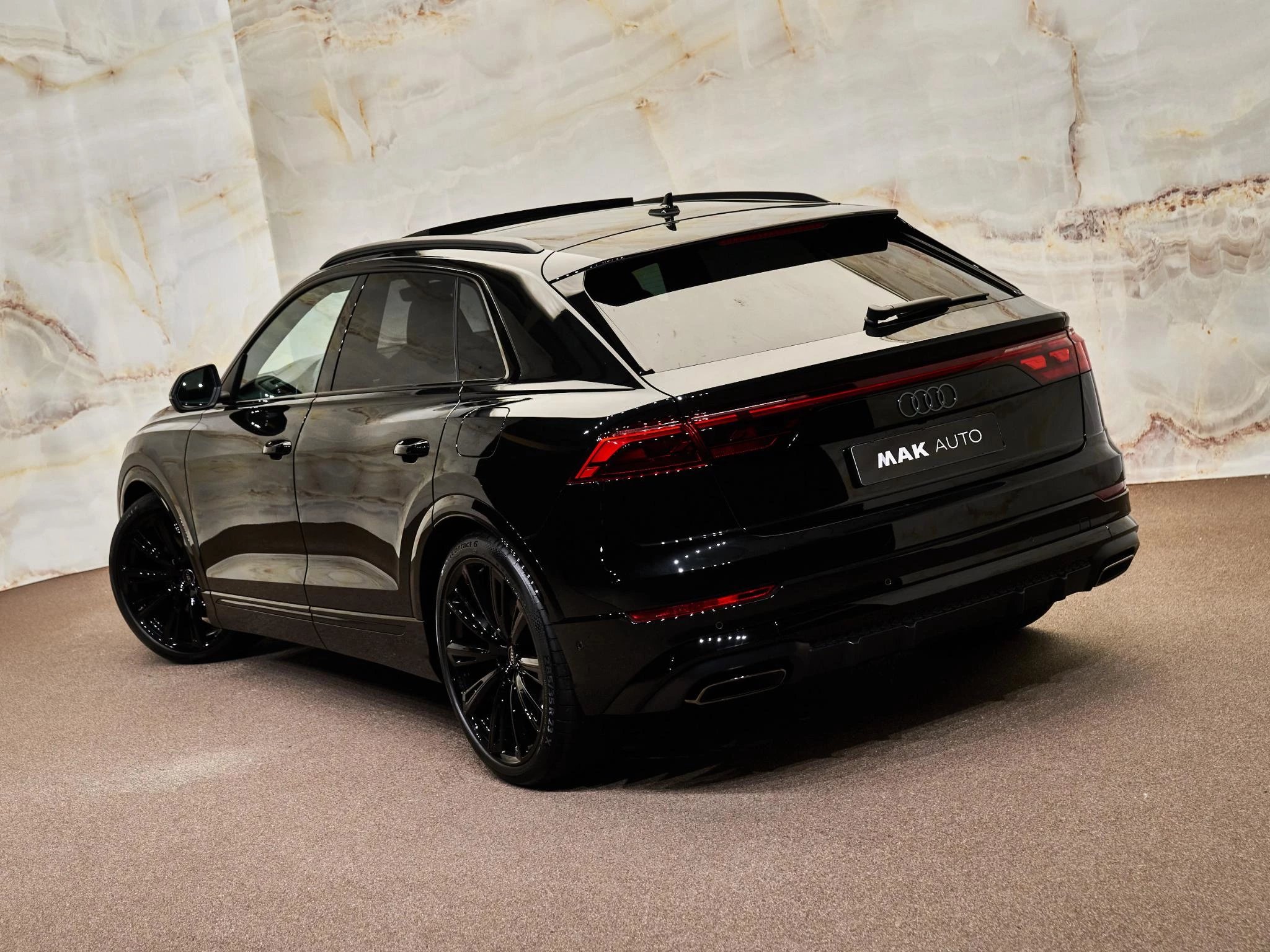 Hoofdafbeelding Audi Q8