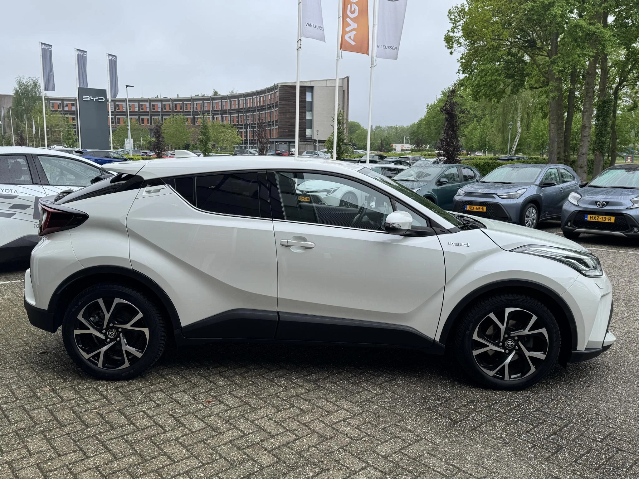 Hoofdafbeelding Toyota C-HR
