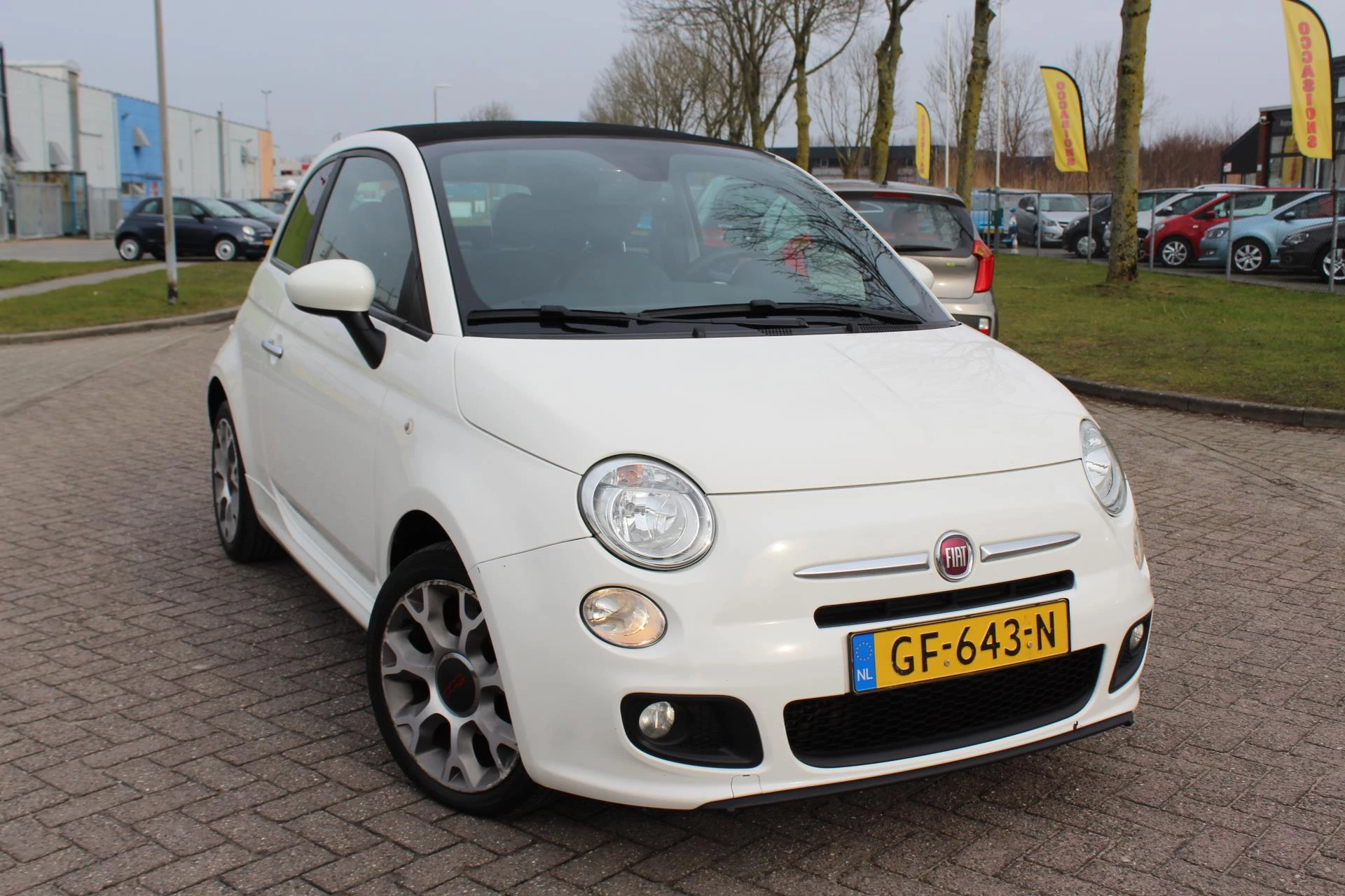 Hoofdafbeelding Fiat 500C