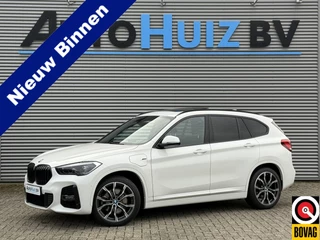 Hoofdafbeelding BMW X1 BMW X1 xDrive25e High Executive M Sport LED Head-Up Display Panoramadak Trekhaak Elek. Stoelverstelling 19 Inch Achteruitrijcamera Stuurverwarming ACC BTW Vol!!!!