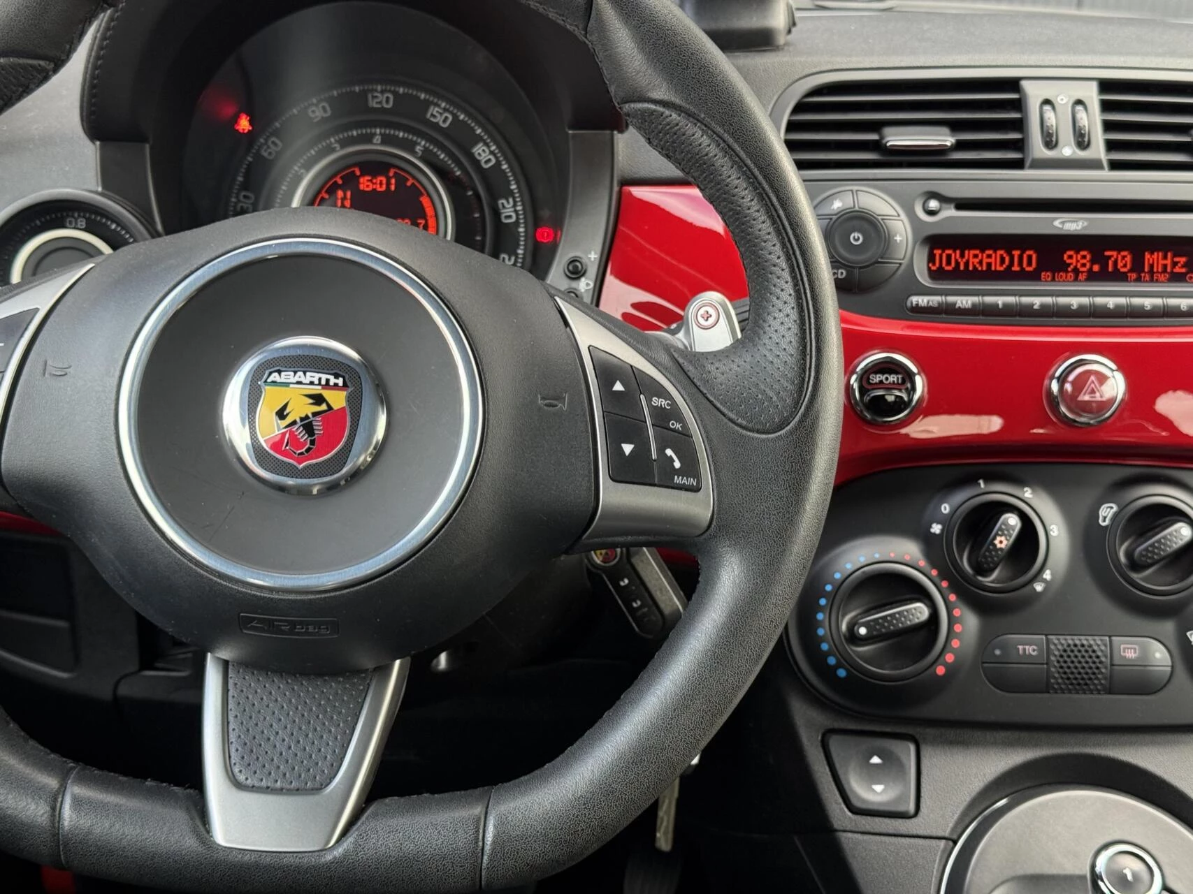 Hoofdafbeelding Fiat 500C