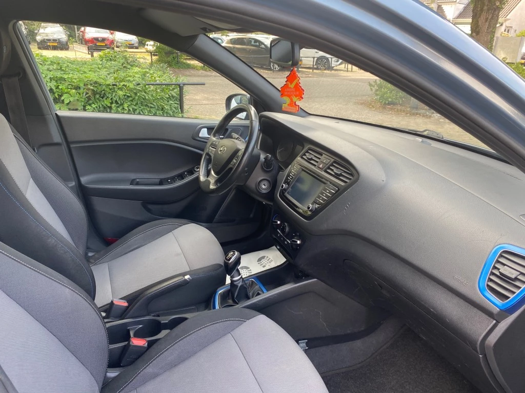 Hoofdafbeelding Hyundai i20