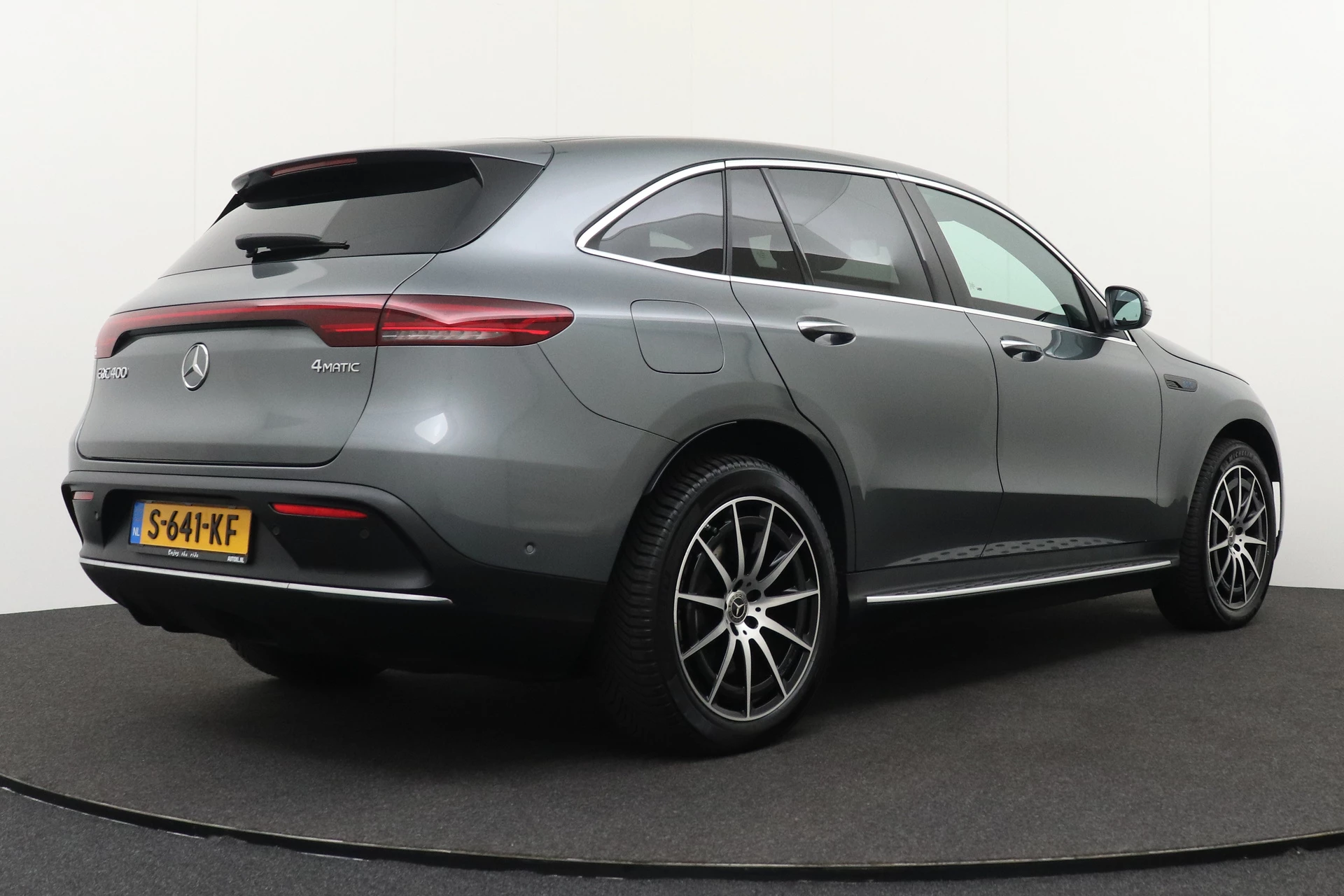 Hoofdafbeelding Mercedes-Benz EQC