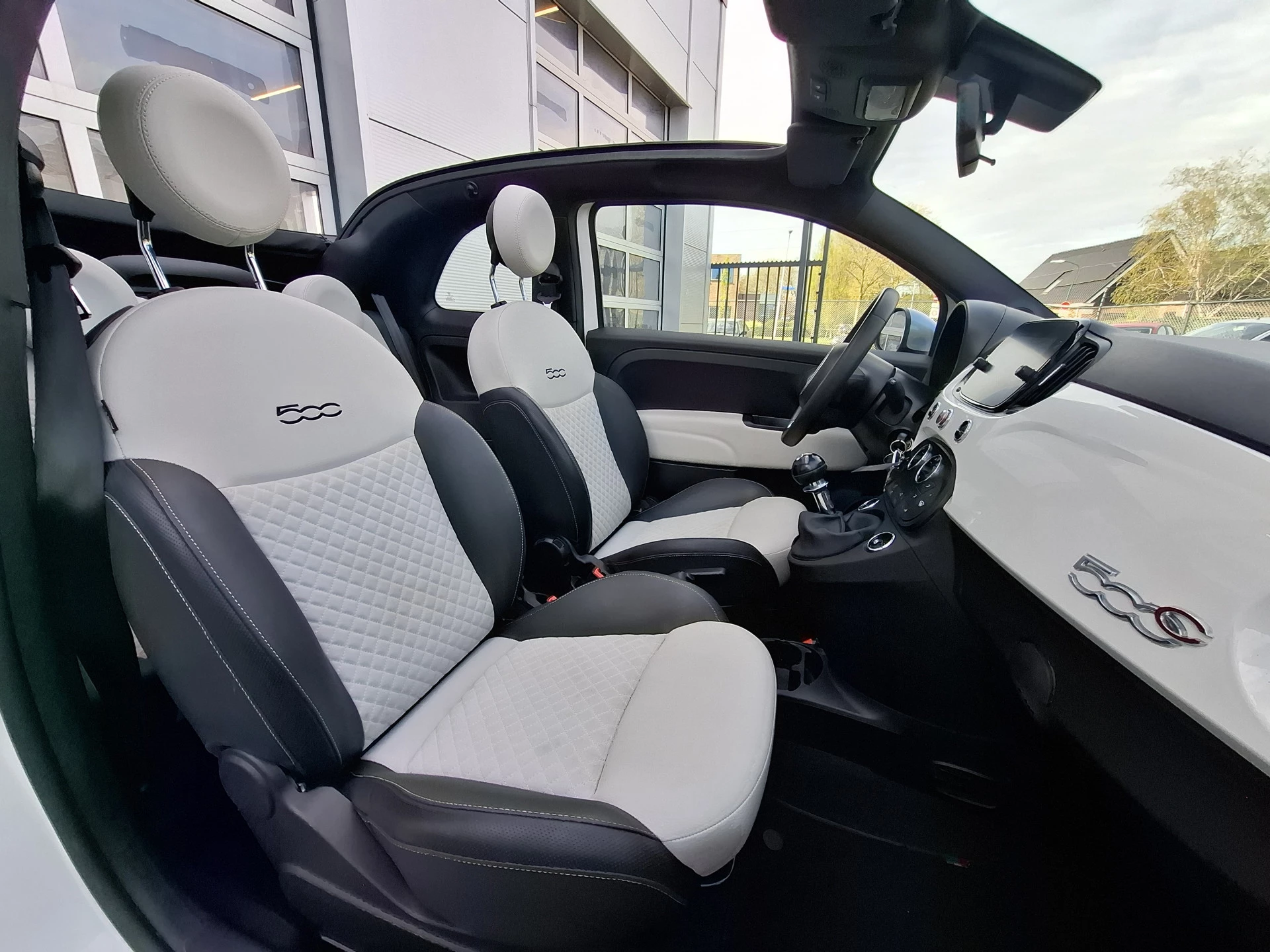 Hoofdafbeelding Fiat 500C