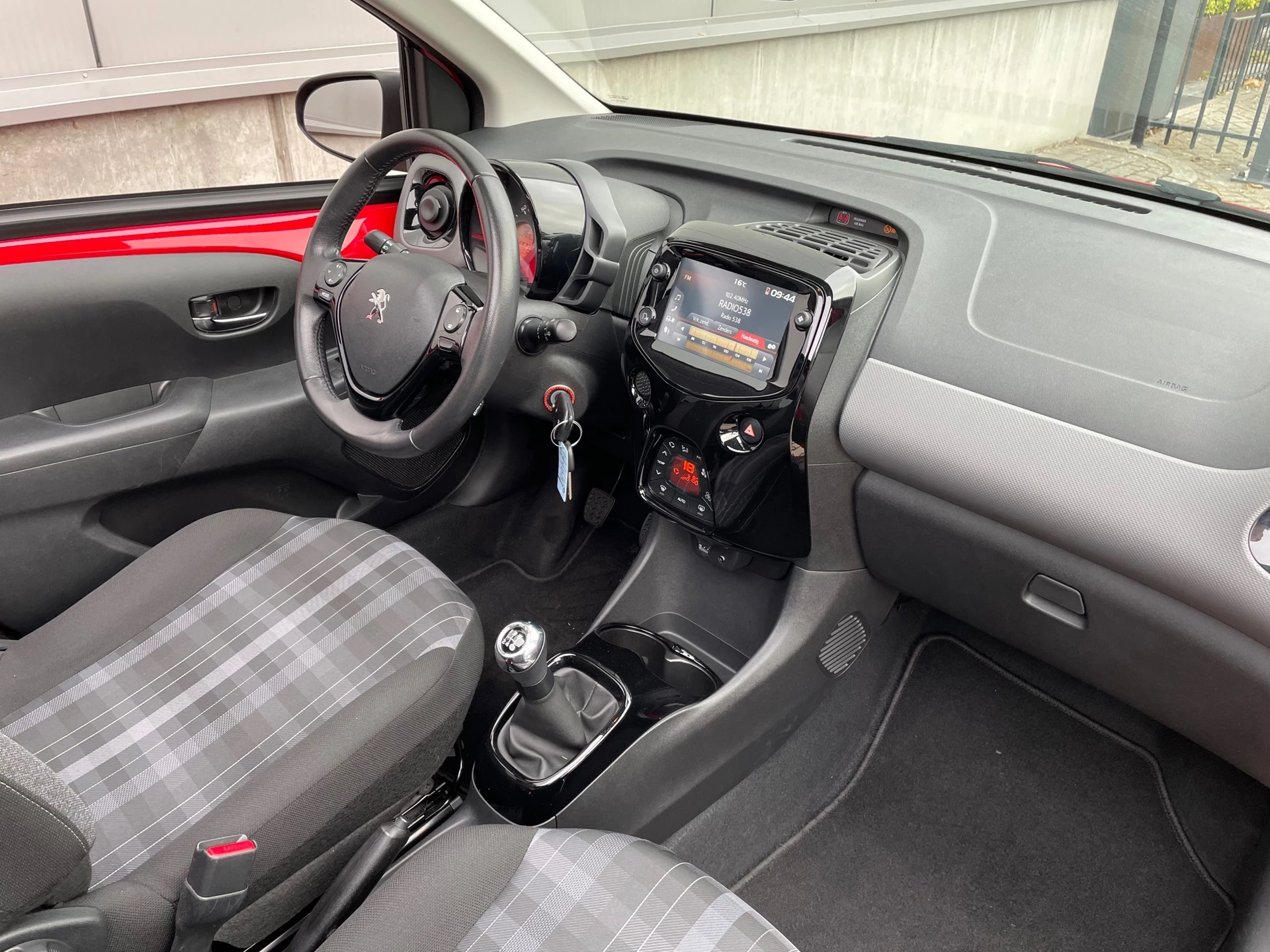 Hoofdafbeelding Peugeot 108