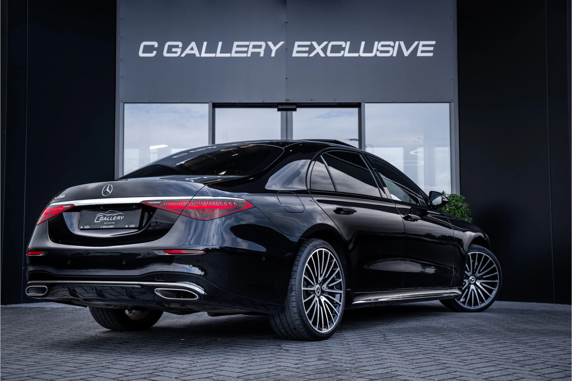 Hoofdafbeelding Mercedes-Benz S-Klasse