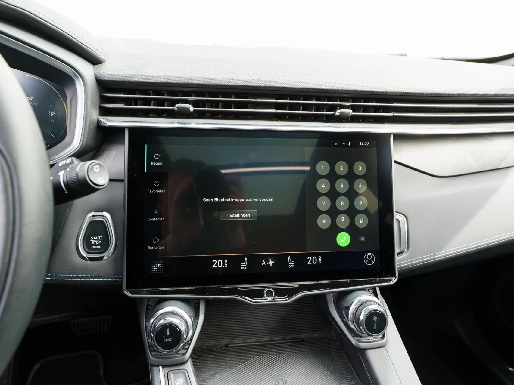 Hoofdafbeelding Lynk & Co 01