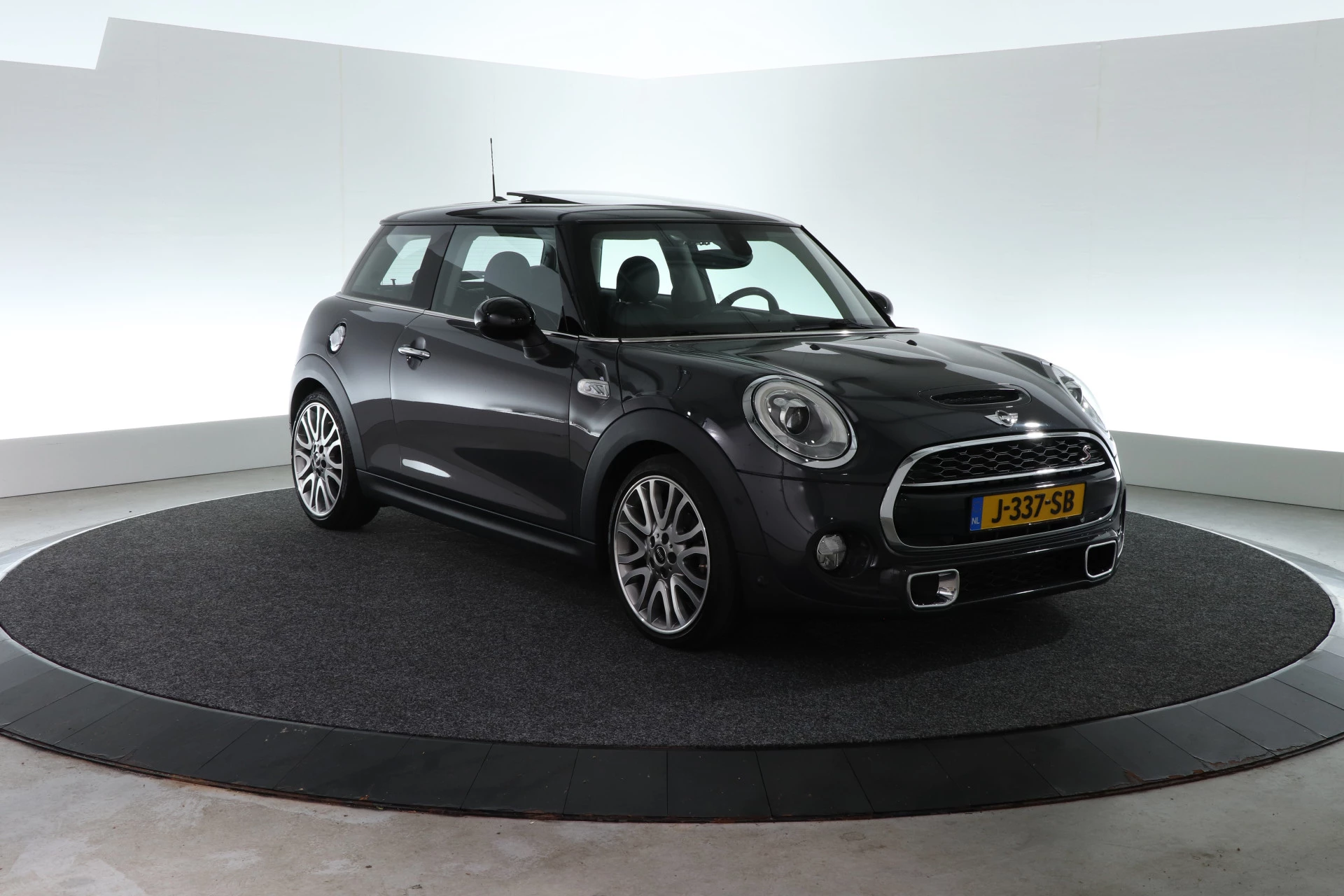 Hoofdafbeelding MINI Cooper S