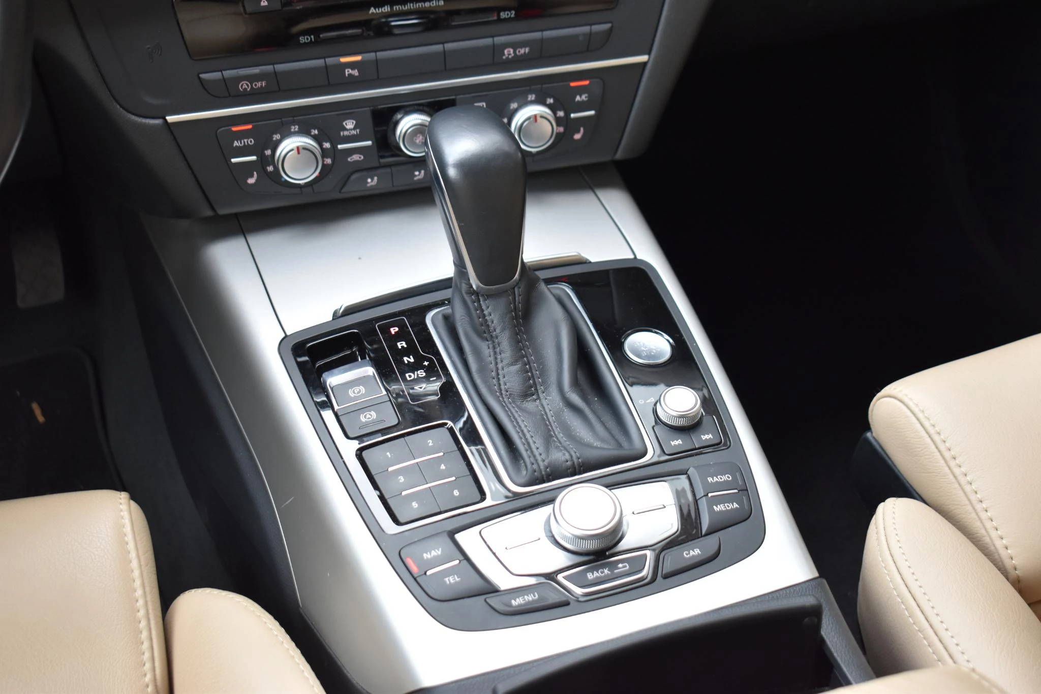 Hoofdafbeelding Audi A6