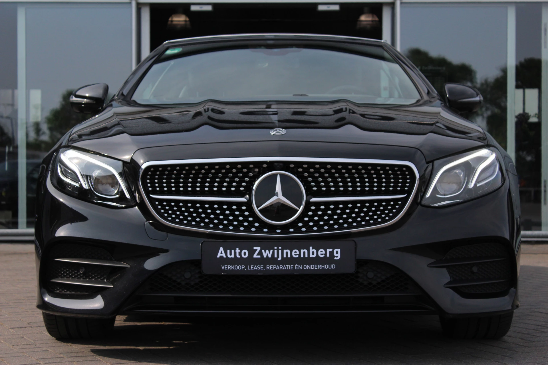Hoofdafbeelding Mercedes-Benz E-Klasse