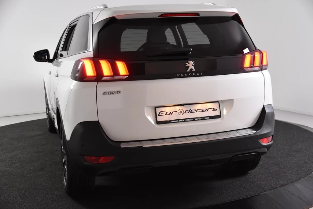 Hoofdafbeelding Peugeot 5008