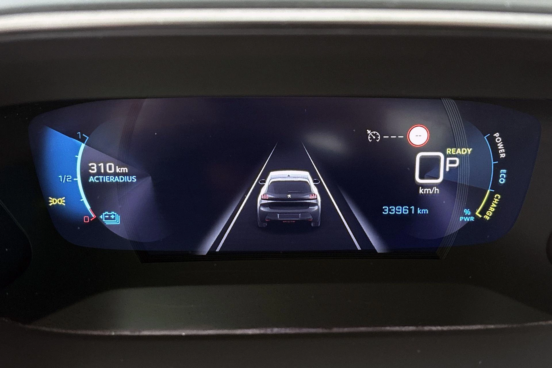 Hoofdafbeelding Peugeot e-208