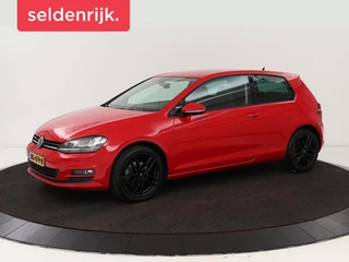 Volkswagen Golf 1.4 TSI Business Edition Connected | Automaat |  Xenon | Camera | Navigatie | Dynaudio | Climate control | Cruise control | Parkeerhulp