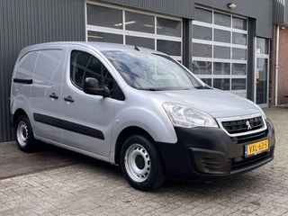 Hoofdafbeelding Peugeot Partner Peugeot Partner 120 1.6 HDi 75pk 10x voorradig Marge Airco Btw / Bpm vij Cruise controle Parkeerhulp achter Navigatiesysteem Dealer onderhouden Euro 6 Ex overheid Bpm en btw vrij voor particulier gebruik!! Marge