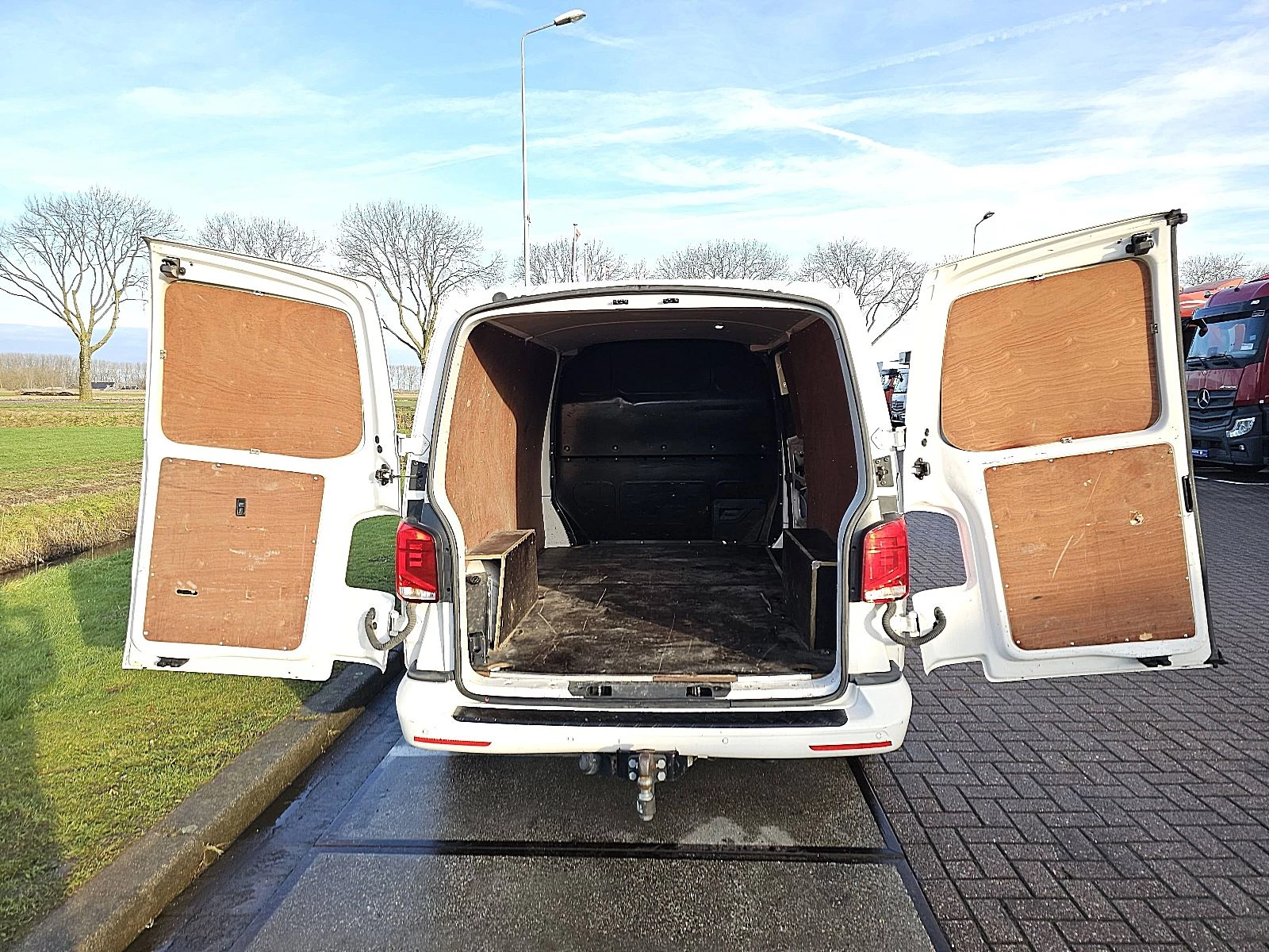 Hoofdafbeelding Volkswagen Transporter