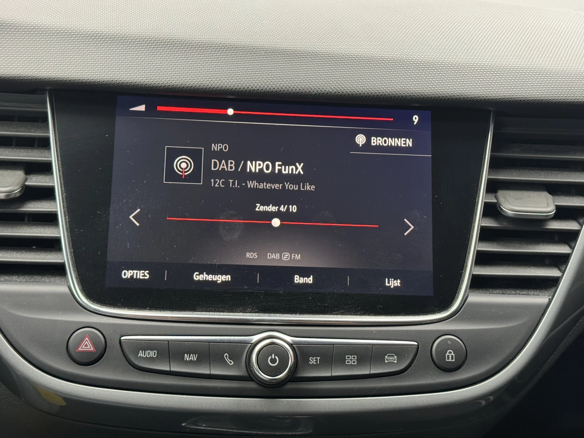 Hoofdafbeelding Opel Crossland