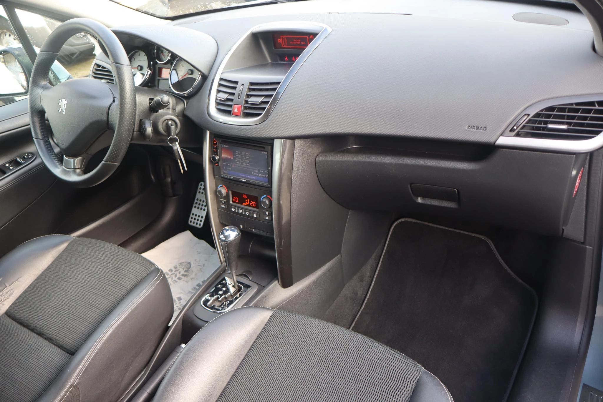 Hoofdafbeelding Peugeot 207