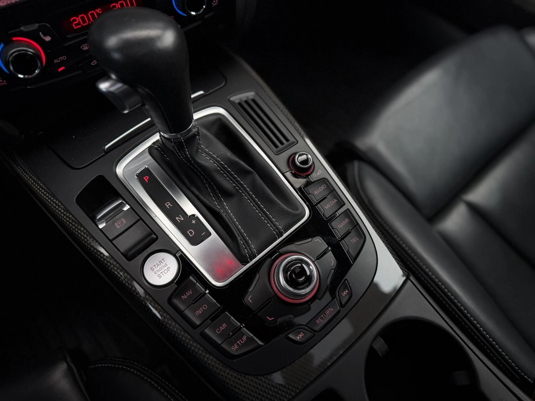 Hoofdafbeelding Audi S4