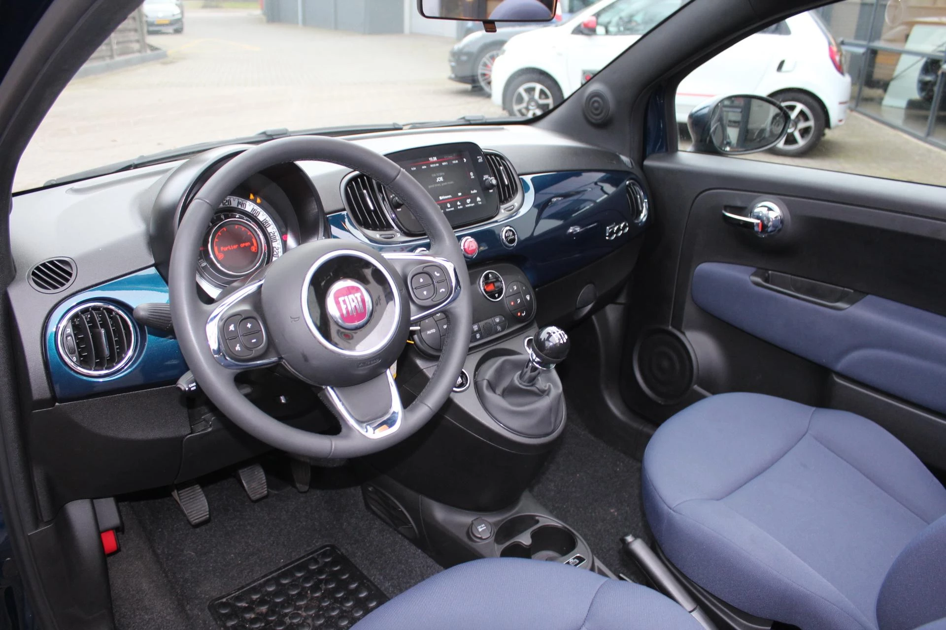 Hoofdafbeelding Fiat 500C