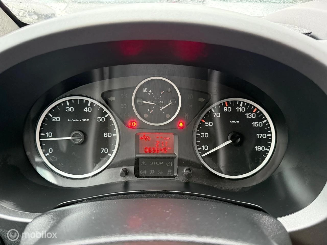 Hoofdafbeelding Peugeot Partner