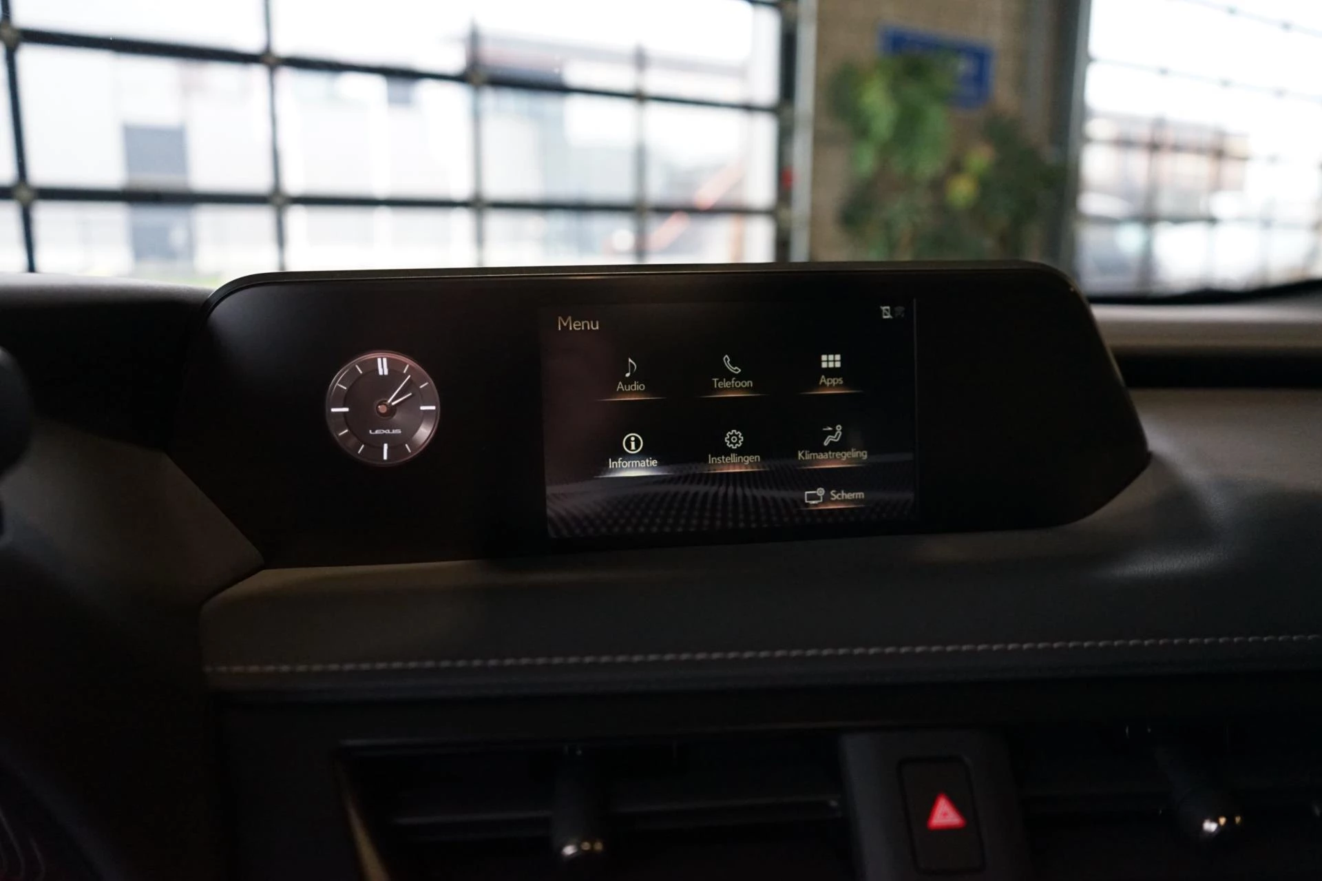 Hoofdafbeelding Lexus UX