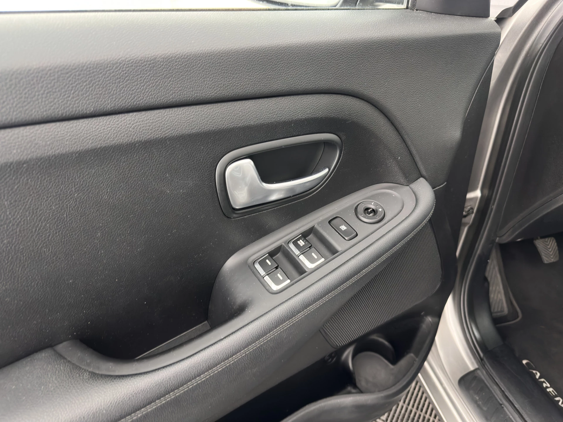 Hoofdafbeelding Kia Carens