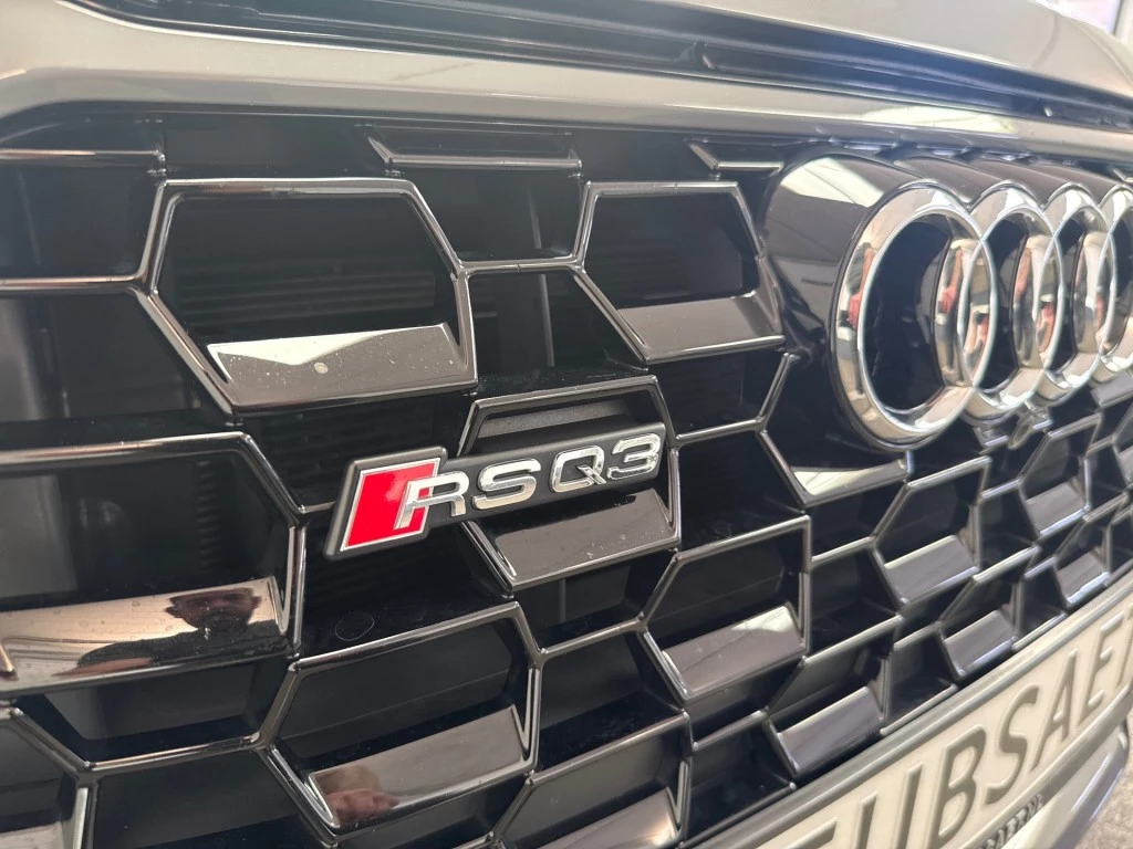 Hoofdafbeelding Audi RSQ3