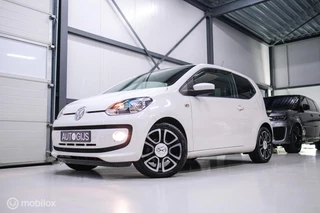 Volkswagen Up! 1.0 high up! | Stoelverwarming | Cruise | Mistlampen | LMV | Parkeersensoren | Getint glas | Rijklaar |