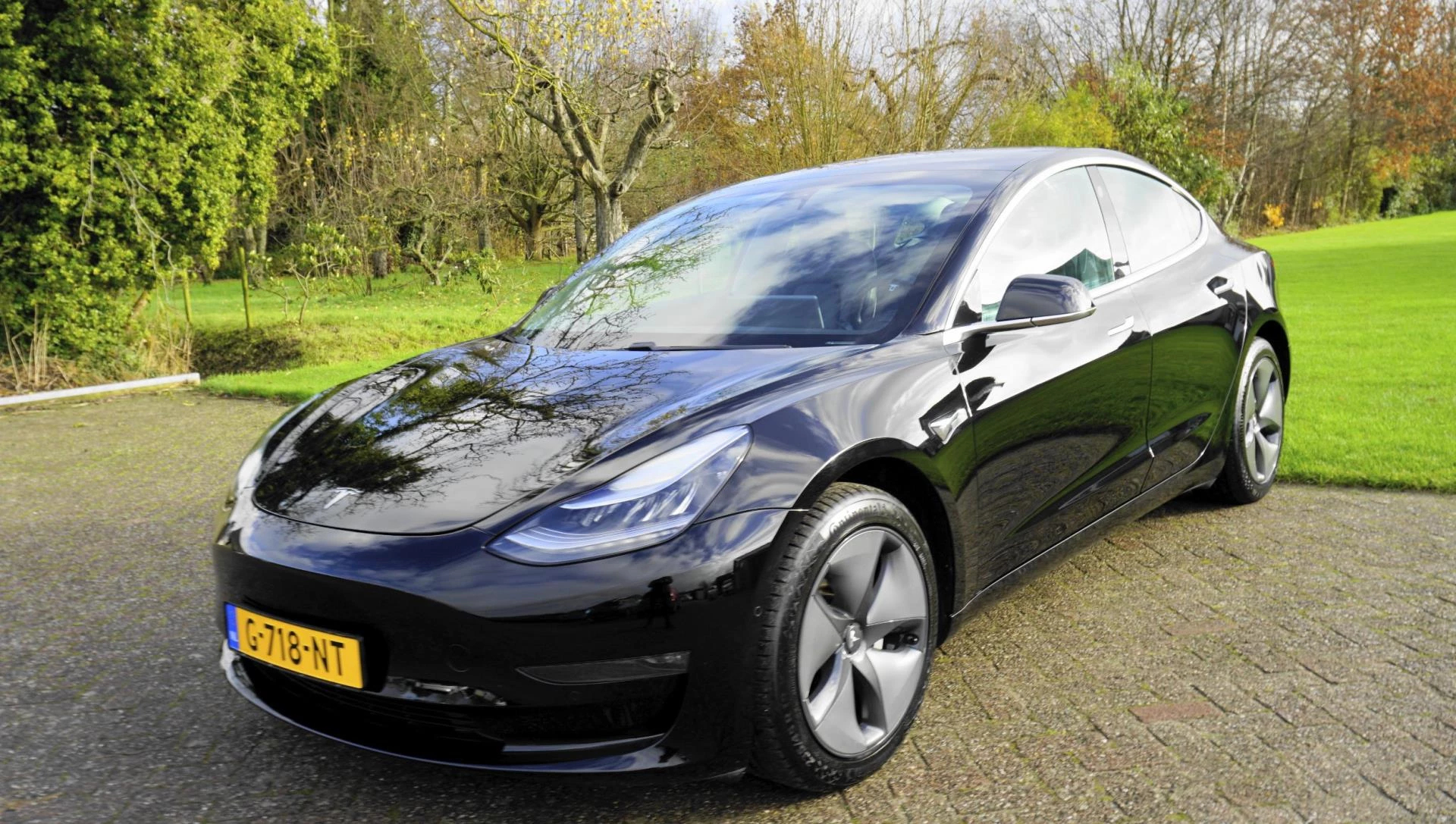 Hoofdafbeelding Tesla Model 3