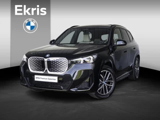 BMW iX1 eDrive20 | M Sportpakket | Innovation Pack | Head-Up Display | Comfort Access | Panoramadak | Stoelverwarming | 18''