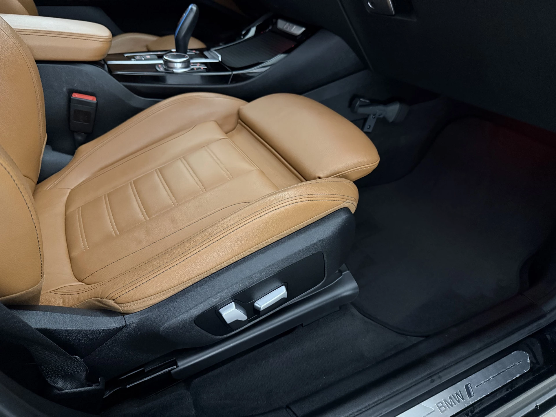 Hoofdafbeelding BMW iX3
