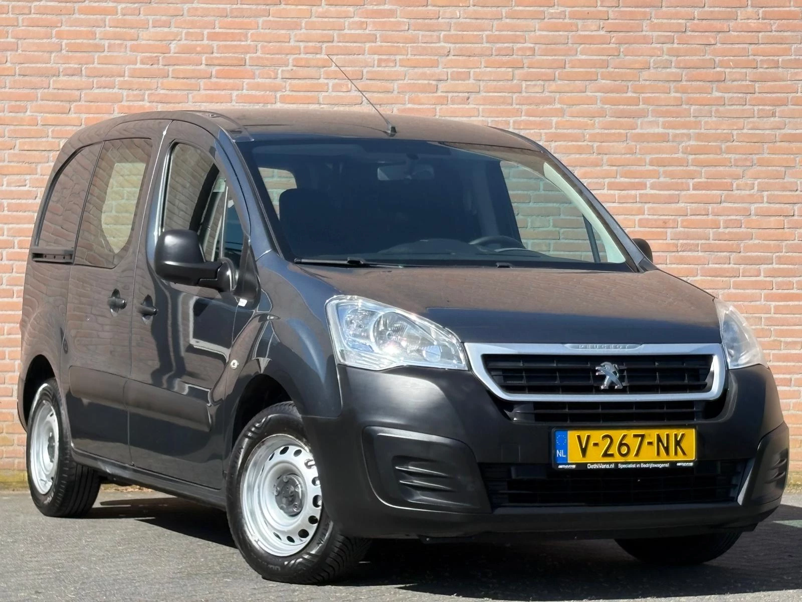 Hoofdafbeelding Peugeot Partner