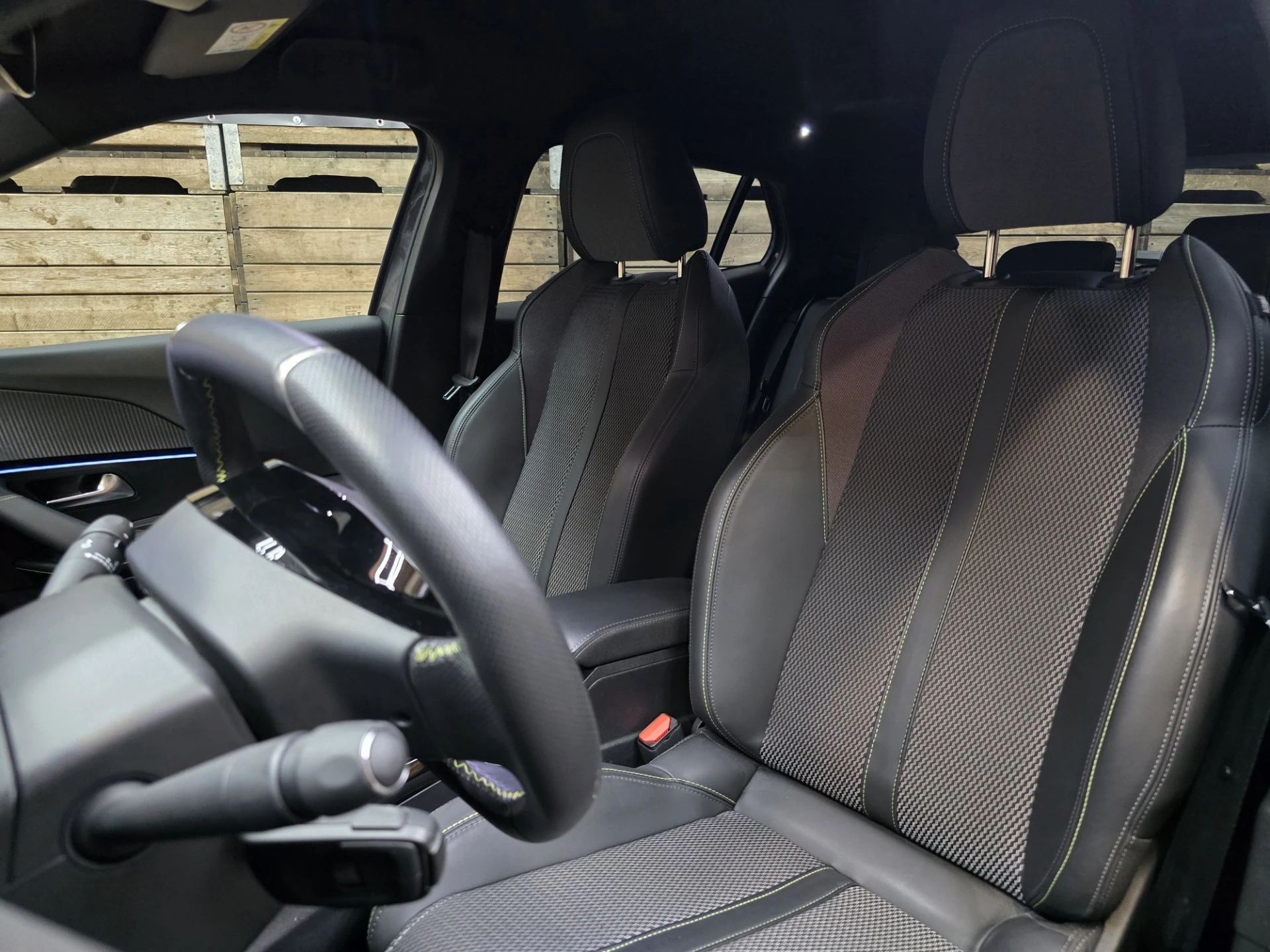 Hoofdafbeelding Peugeot e-2008