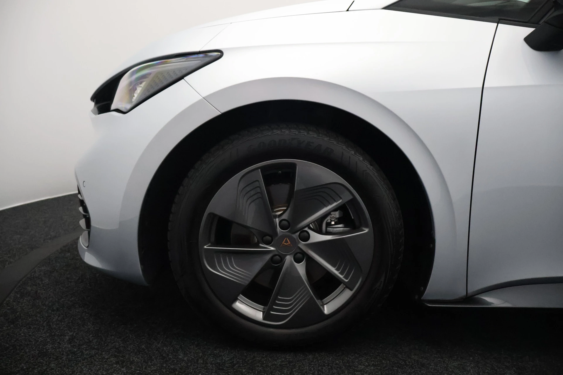 Hoofdafbeelding CUPRA Born
