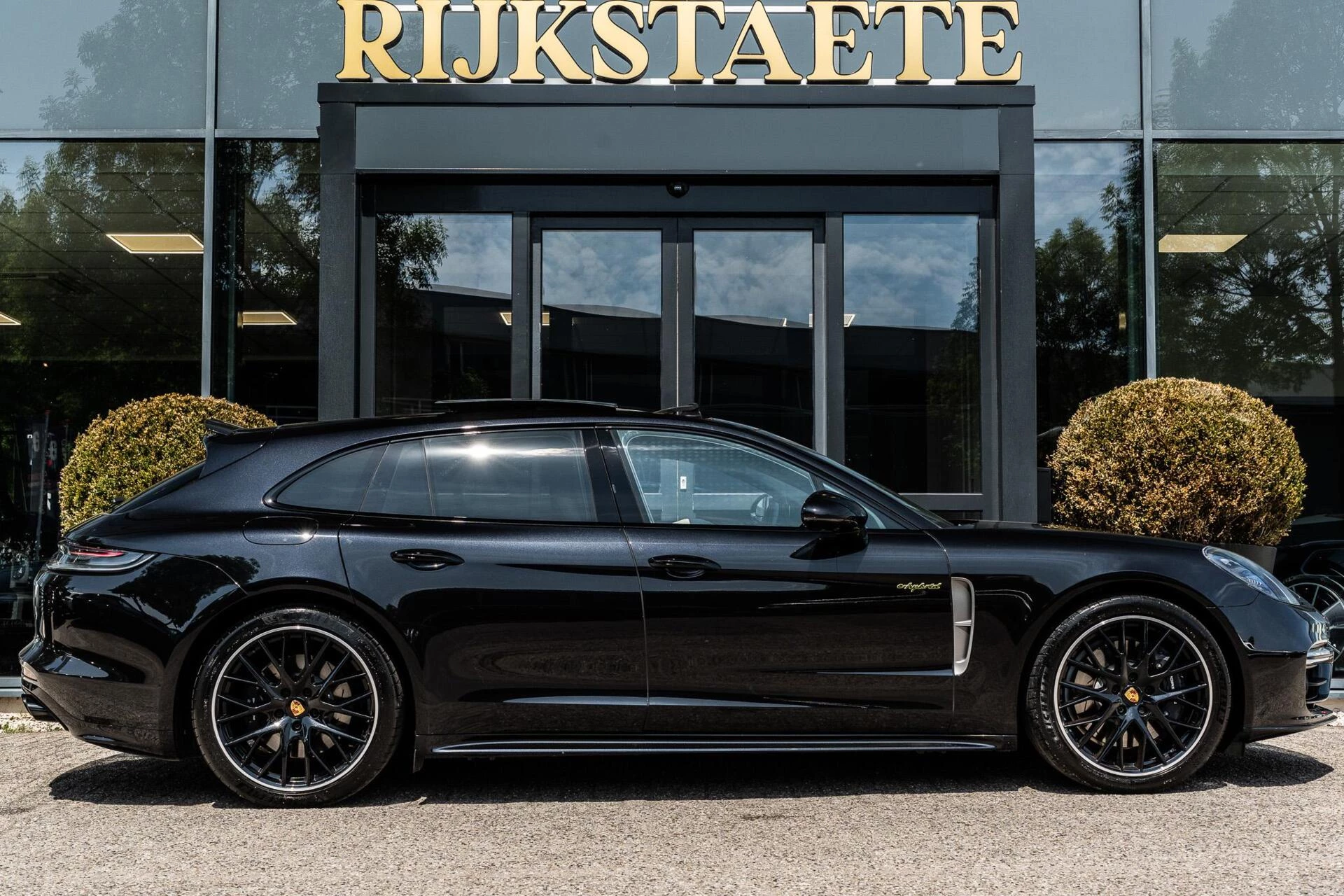 Hoofdafbeelding Porsche Panamera