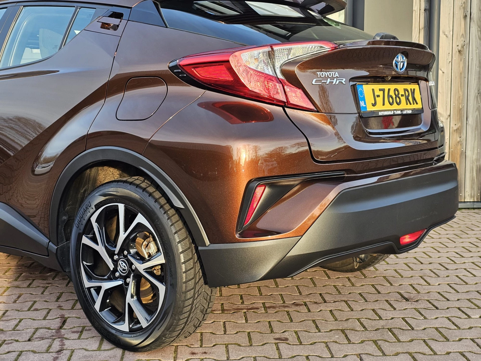 Hoofdafbeelding Toyota C-HR