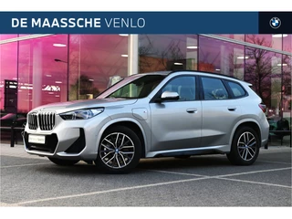BMW X1 xDrive25e M Sport Automaat / Sportstoelen / Achteruitrijcamera / M Adaptief onderstel / Comfort Access / Adaptieve LED / Stoelverwarming