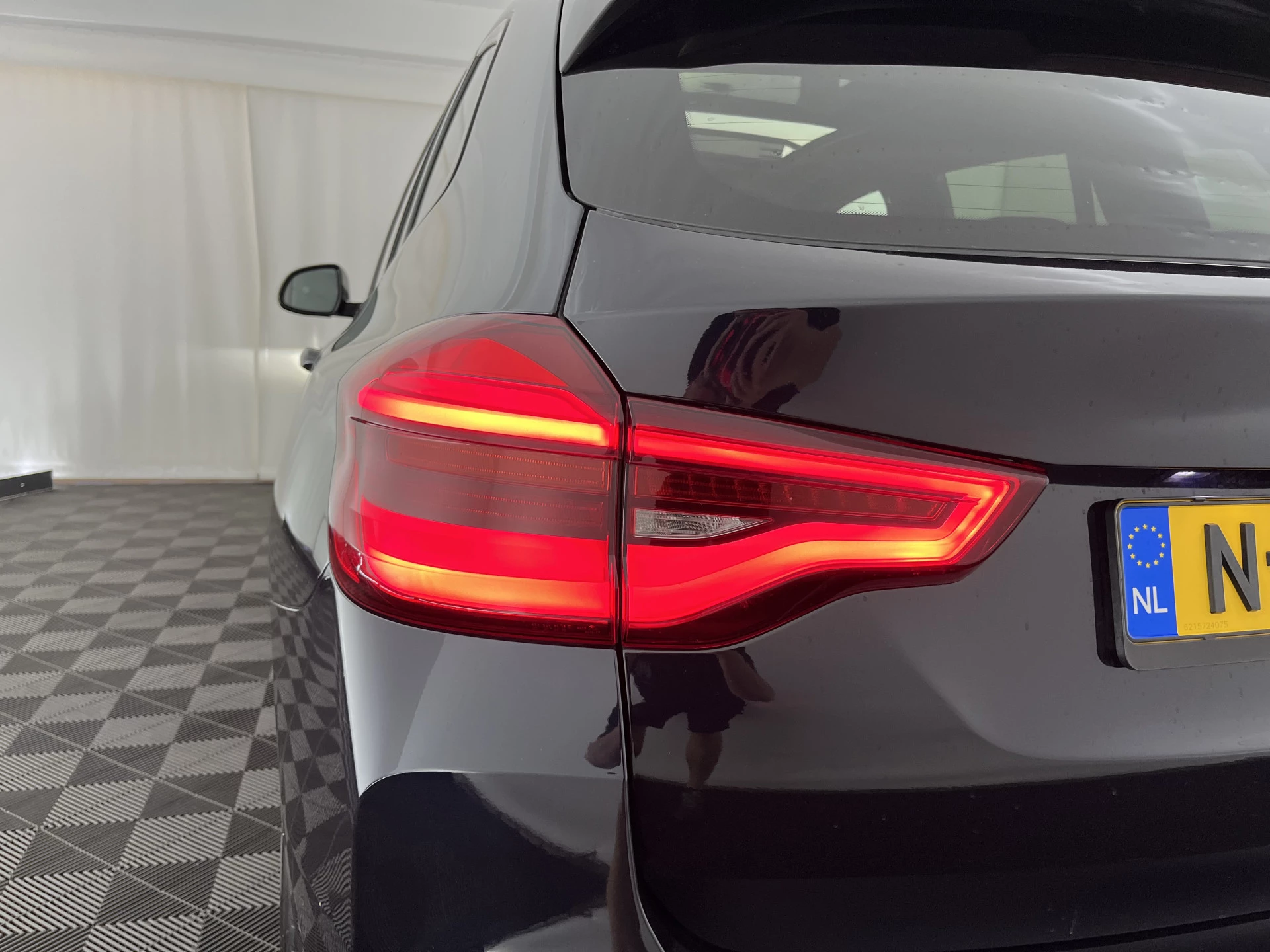 Hoofdafbeelding BMW iX3