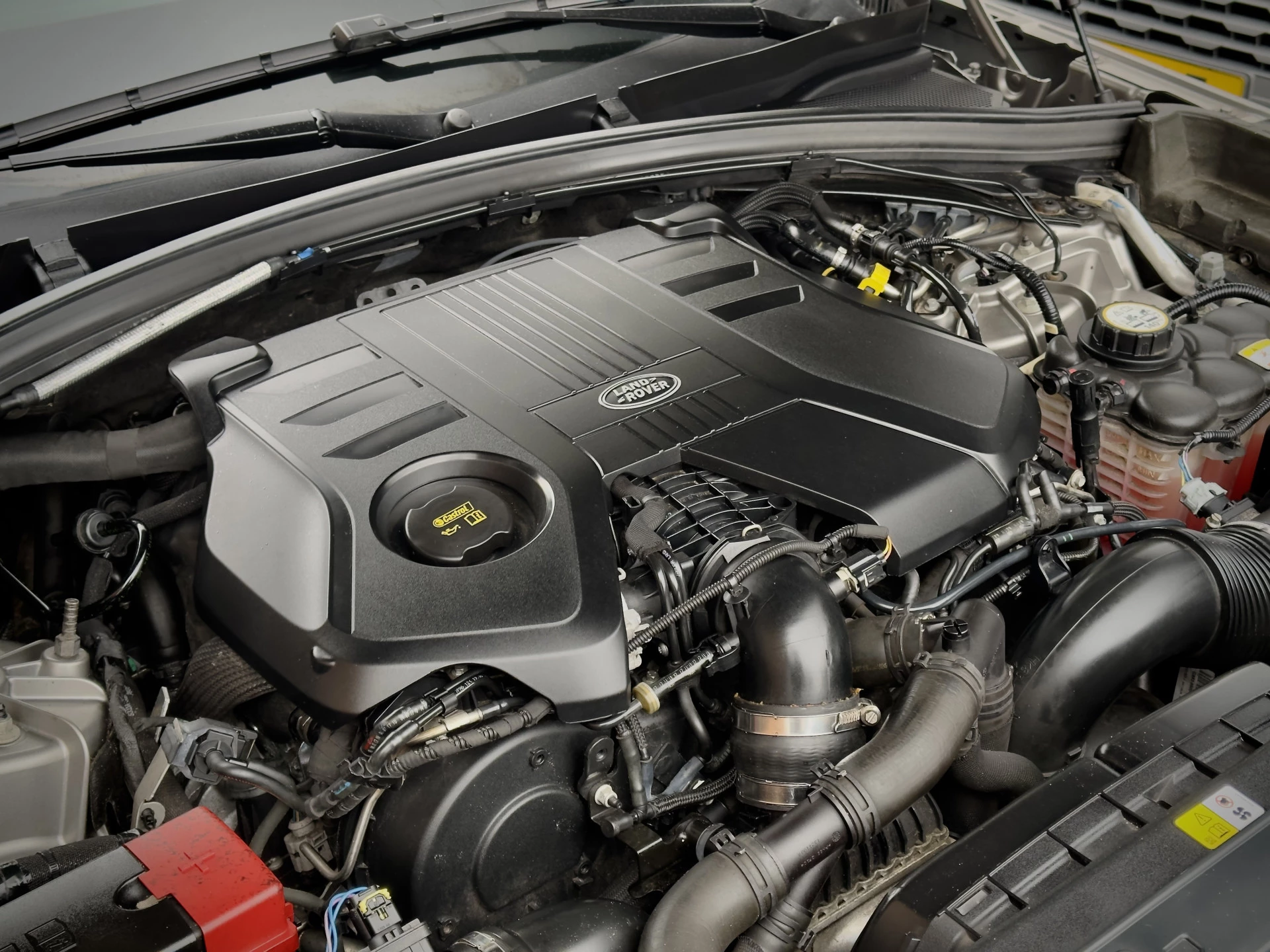 Hoofdafbeelding Land Rover Range Rover Velar
