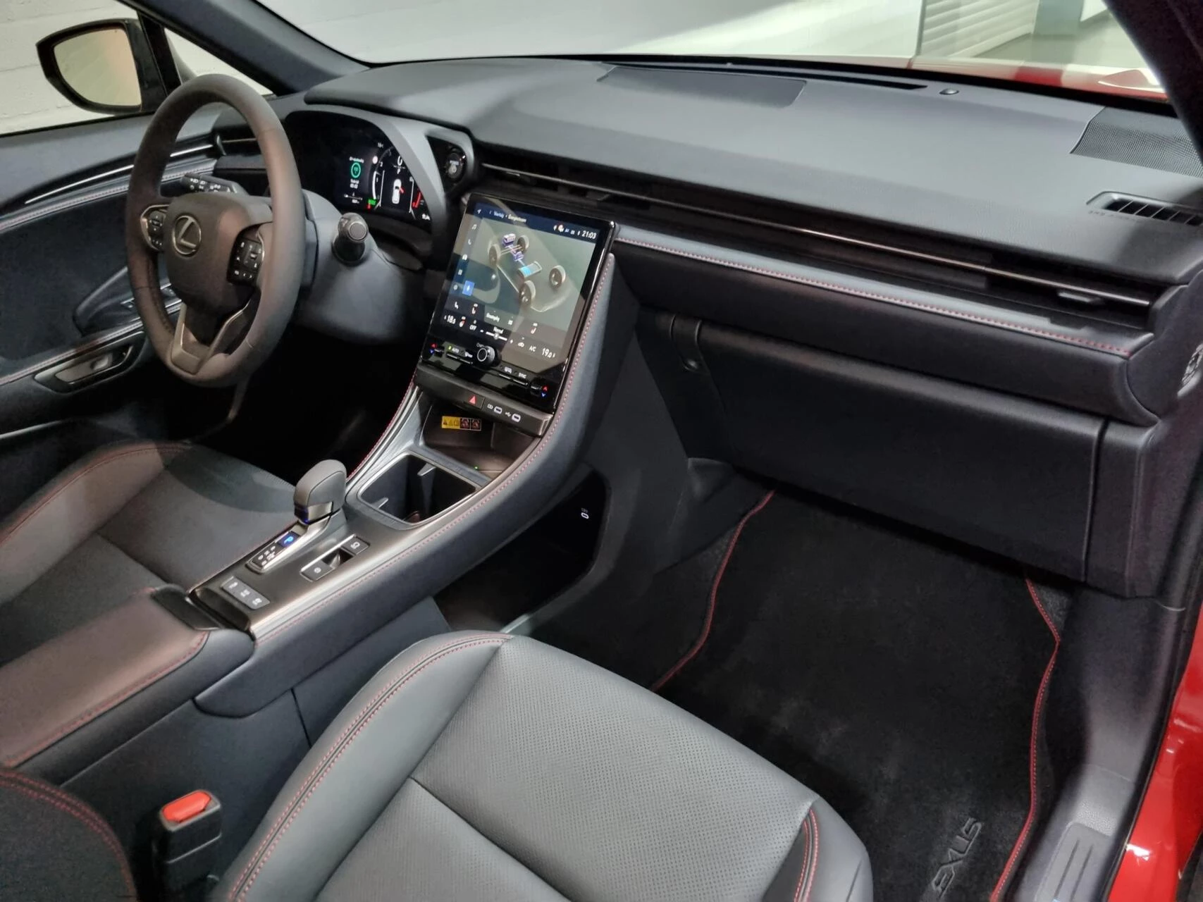 Hoofdafbeelding Lexus LBX