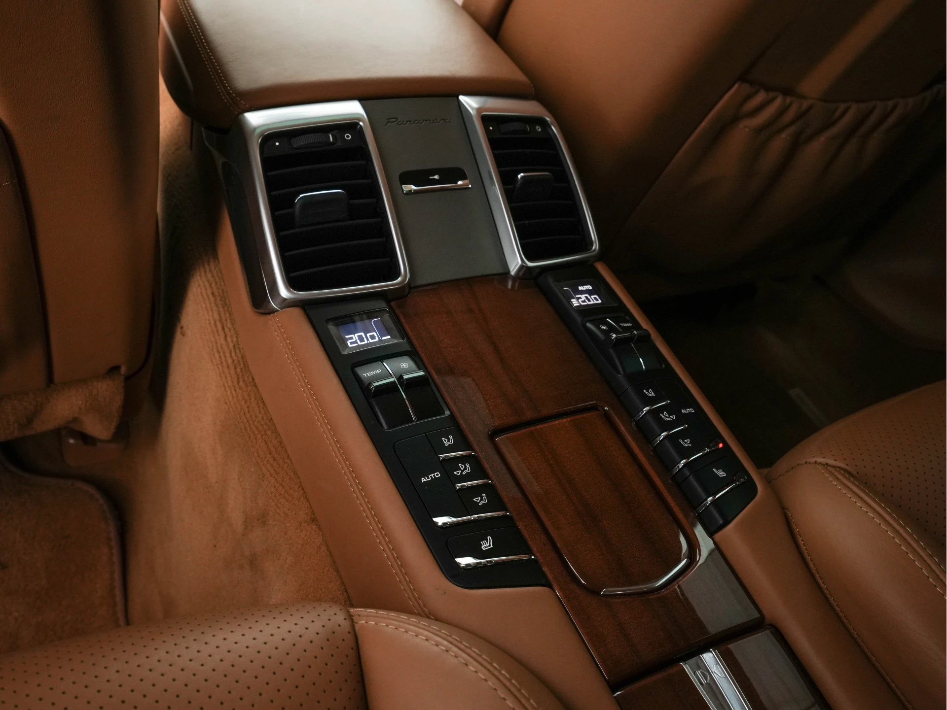 Hoofdafbeelding Porsche Panamera