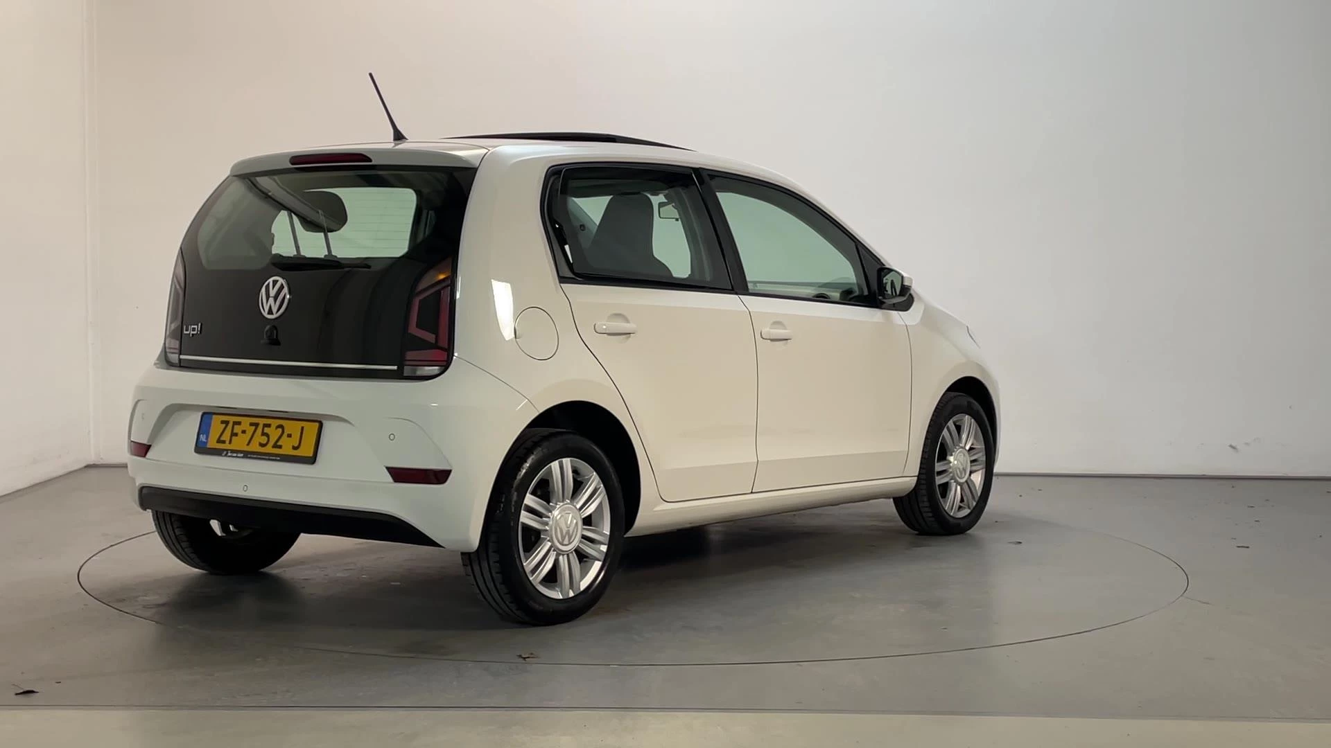 Hoofdafbeelding Volkswagen up!